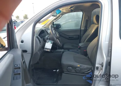 2011 Nissan Xterra S z USA, uszkodzony, nr VIN 5N1AN0NU0BC523422